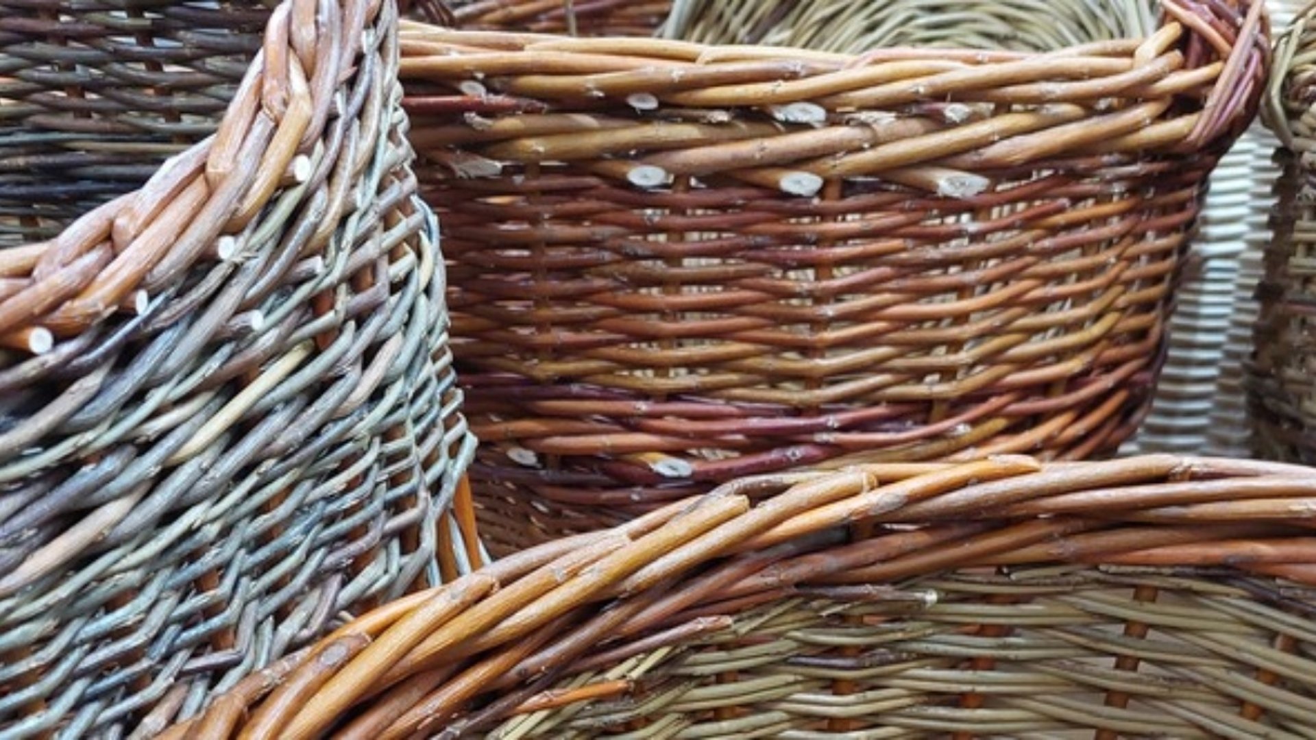 Korgar i oskalad pil