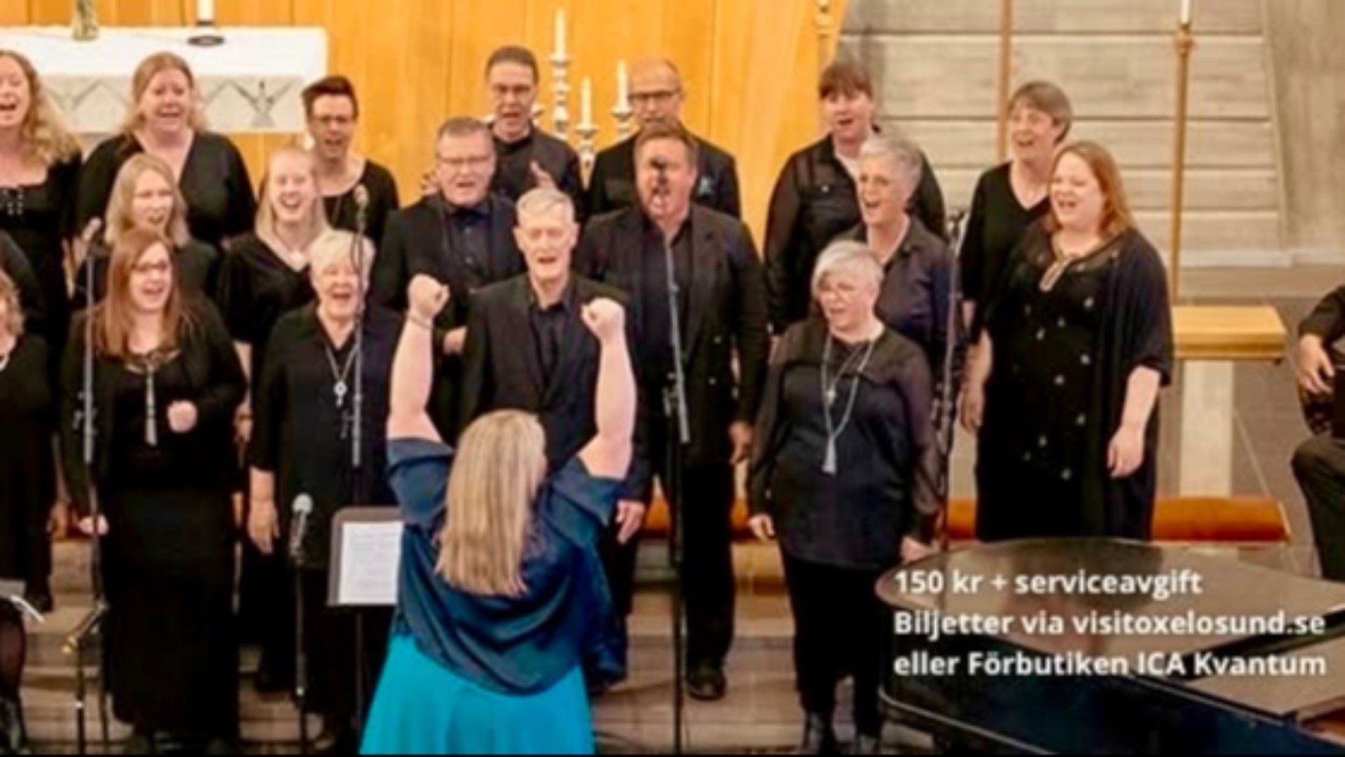 Foto på gospelkör i St. Botvids kyrka 
