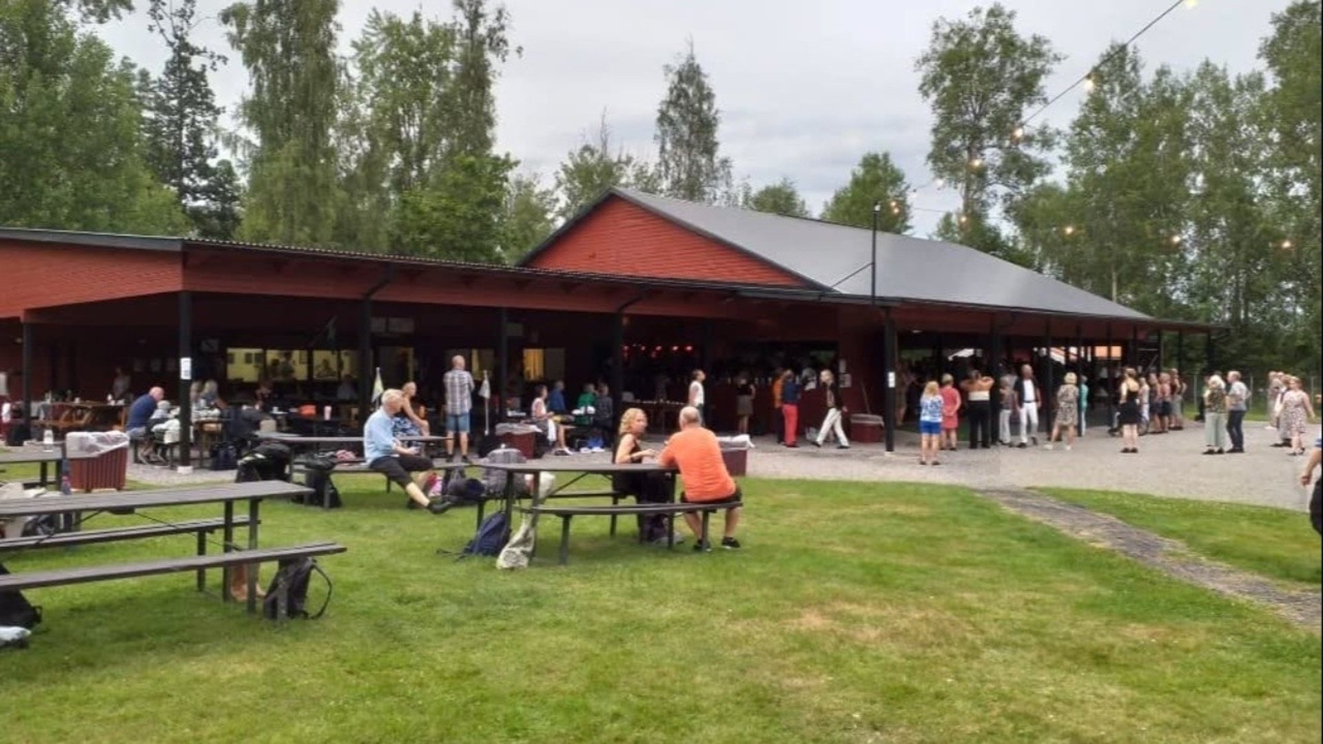 Broby - Där sommar och dans blir till glädje