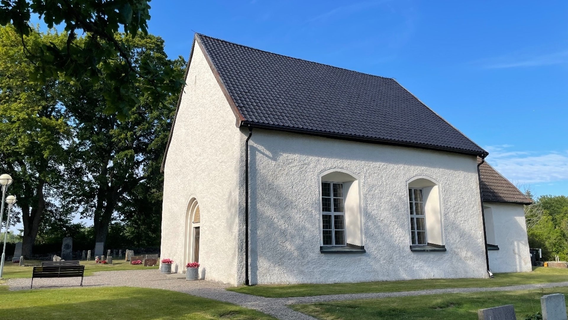Lästringe kyrka 