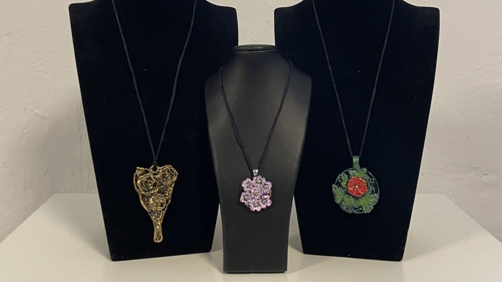 Kurs: Smycken i mixed media och Powertex