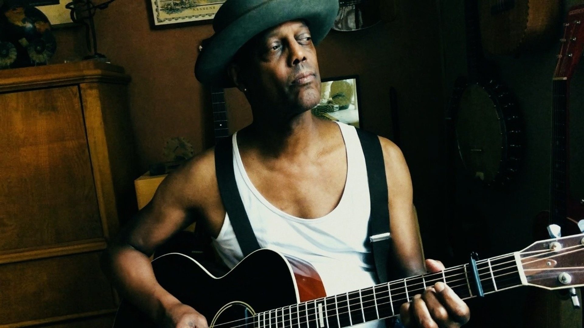 Erik Bibb