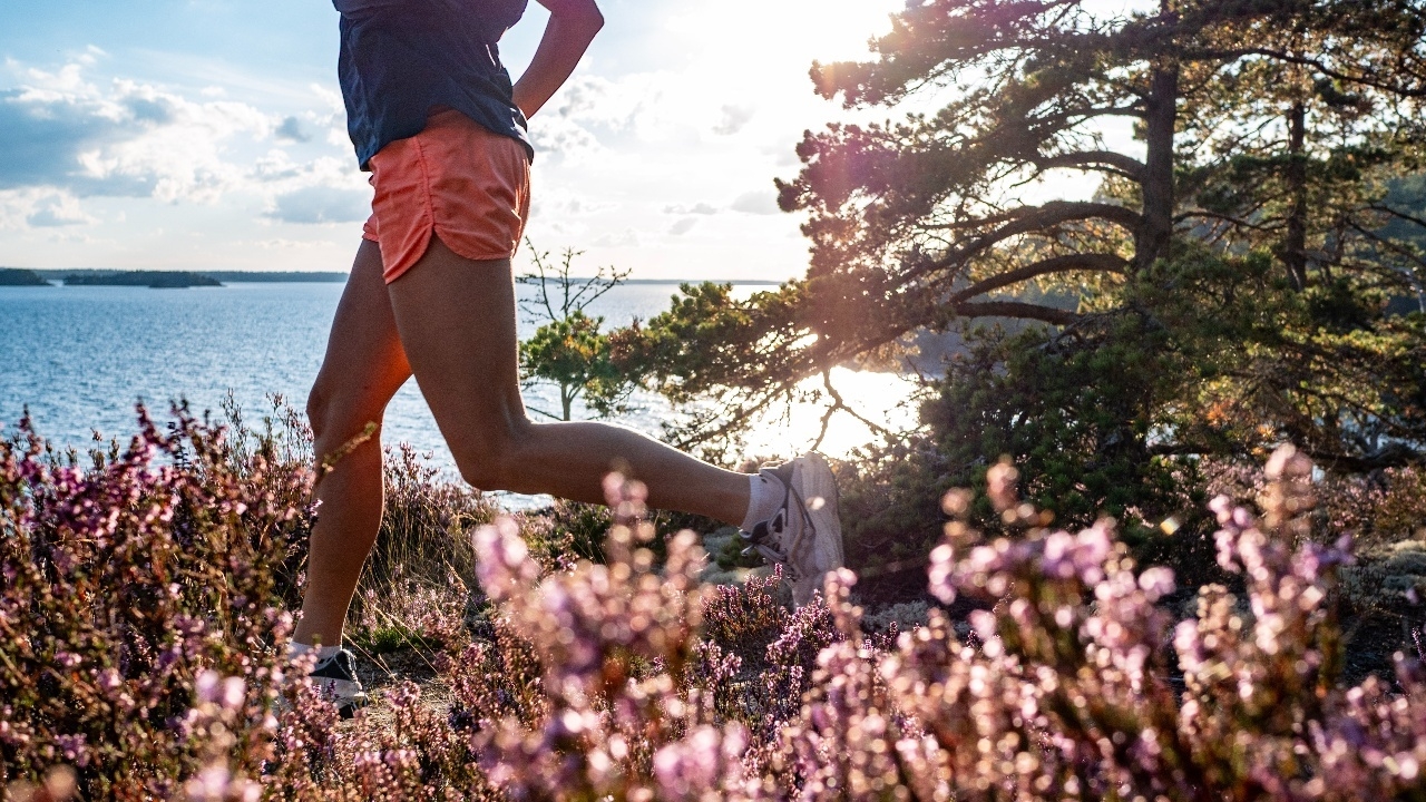 En person som springer 